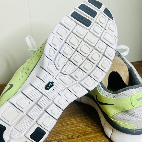 Nike Free Runs Neon Green / Grey Running Shoes Training Sneakers Women's 6 - Picture 7 of 7